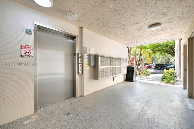 Building Photo - 8343 Lake Dr