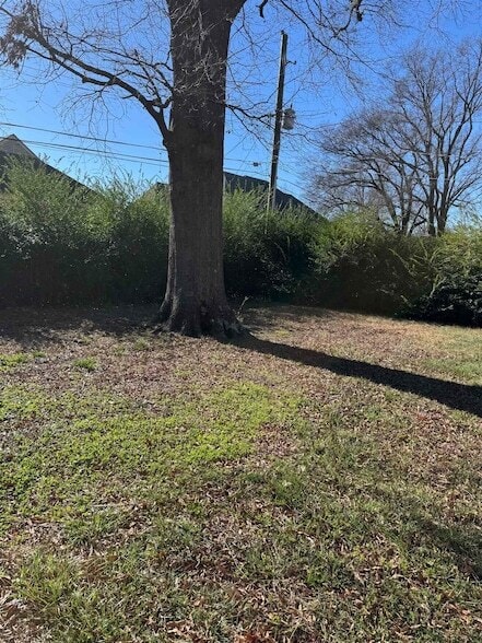 Building Photo - 4973 Greenway Rd