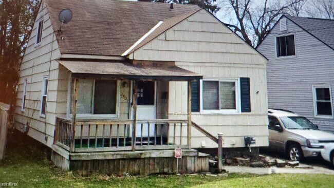 Building Photo - 3 br, 1 bath House - 3901 Herrick St