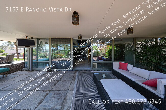Building Photo - 7157 E Rancho Vista Dr