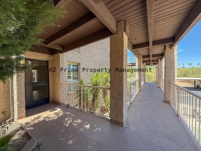 Building Photo - 7402 E Carefree Dr