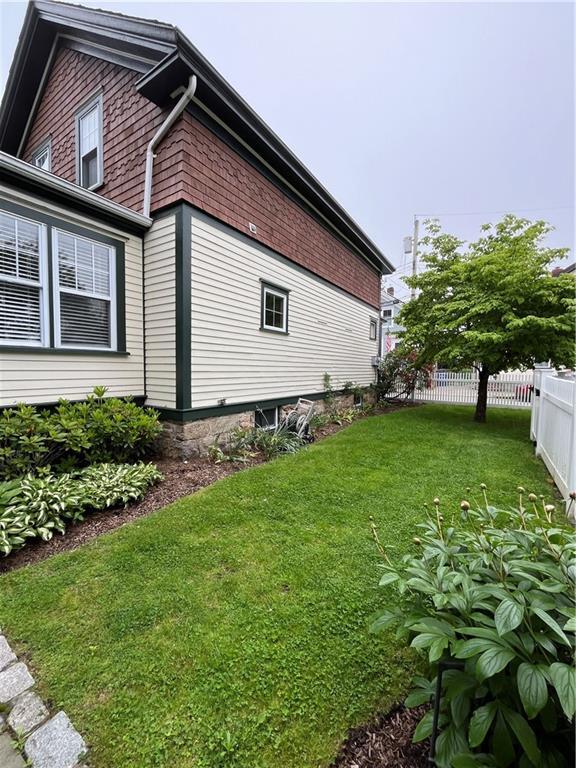 Building Photo - 9 Potter St