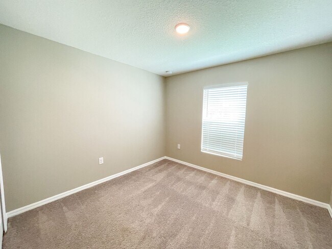 Building Photo - BEAUTIFUL 3BD/2BA Home in Palm Bay!!
