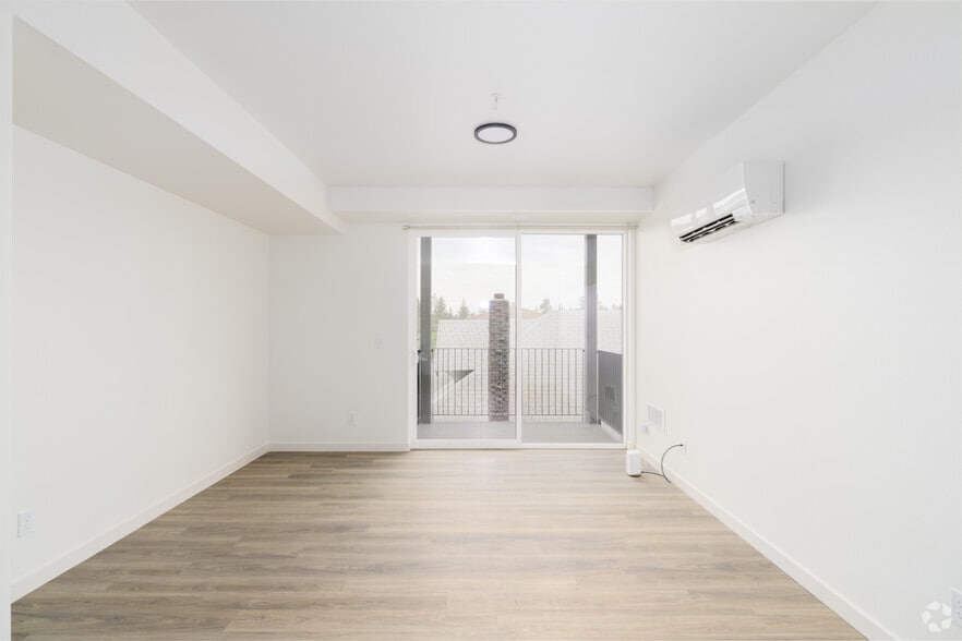 Unit 202 - Avenue29 Apartments