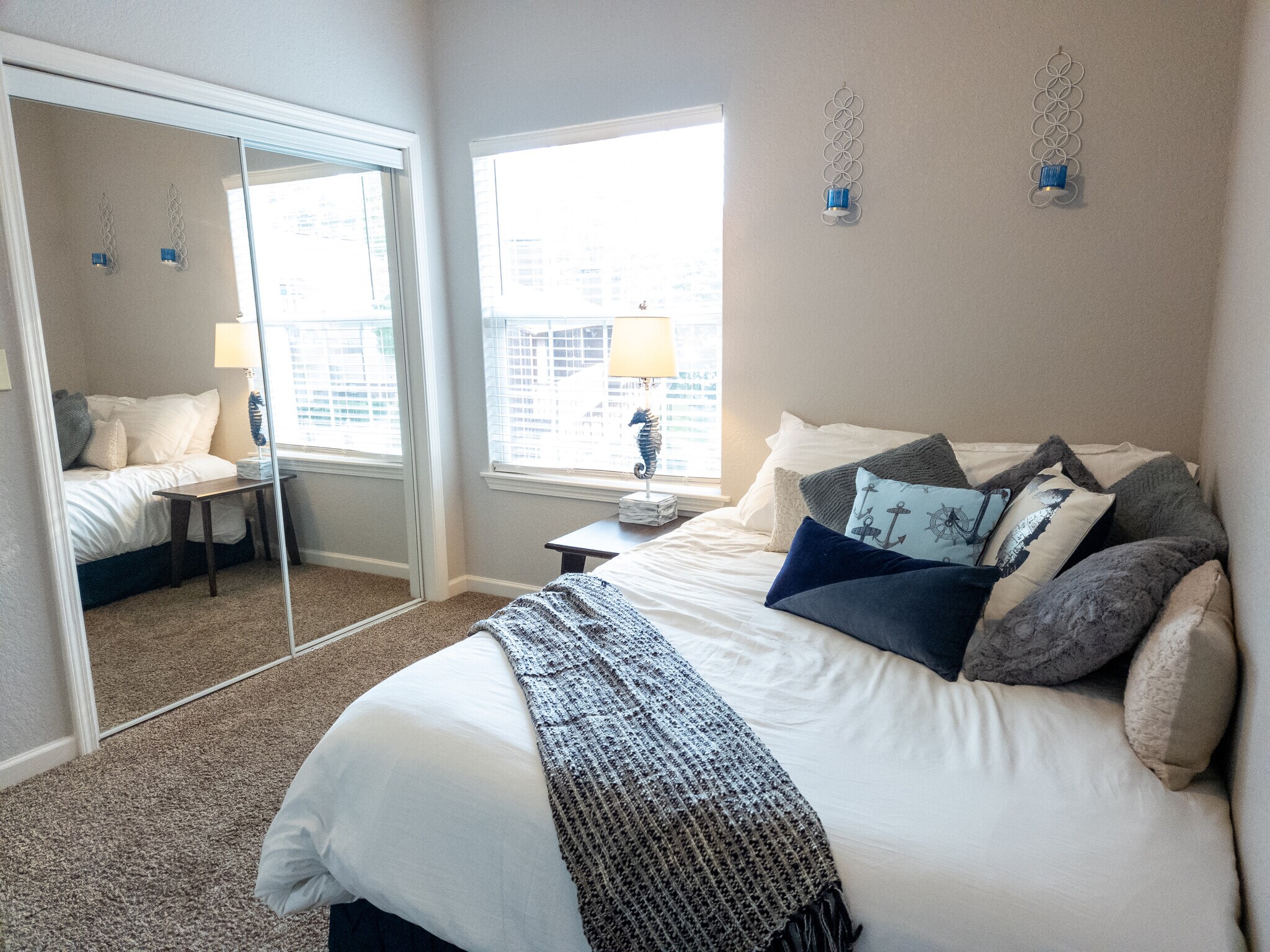 Guest Bedroom - Upstairs - 118 Pretti Pt