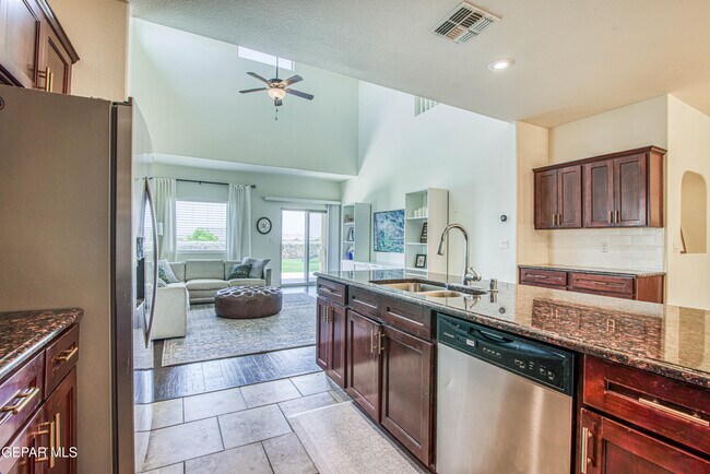 Building Photo - 7751 Enchanted Path Dr