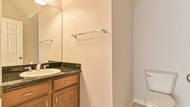 Building Photo - 145 Grey Widgeon Ct