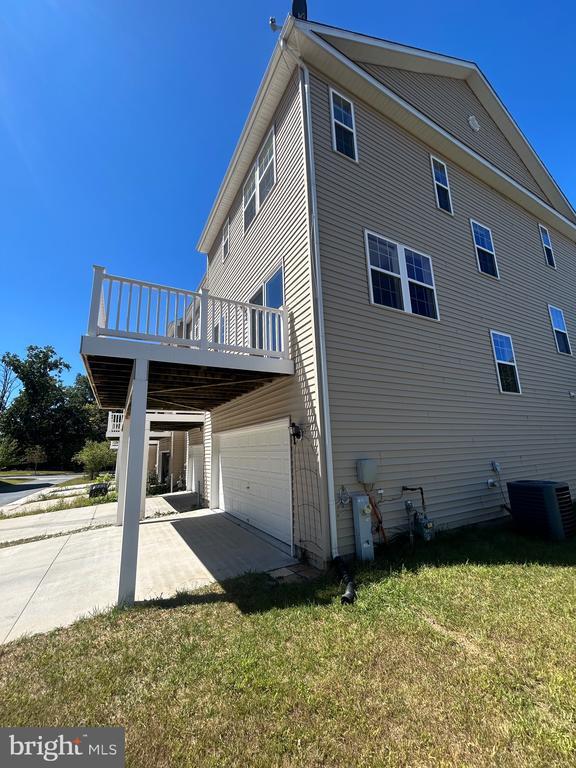 Building Photo - 2871 Burrows Ln