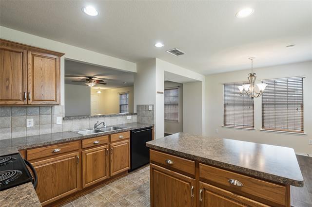 Building Photo - 3917 Mantis St