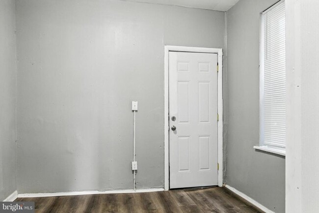 Building Photo - 4030 N Fairhill St
