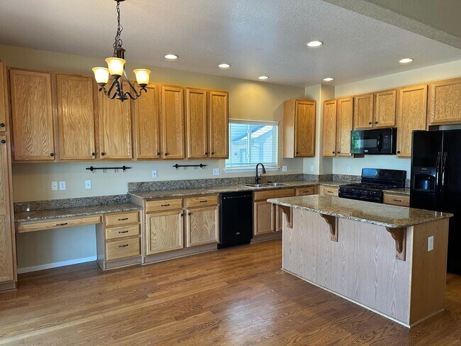 Building Photo - 16740 Firebrick Dr