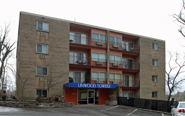 Primary Photo - Linwood Towers