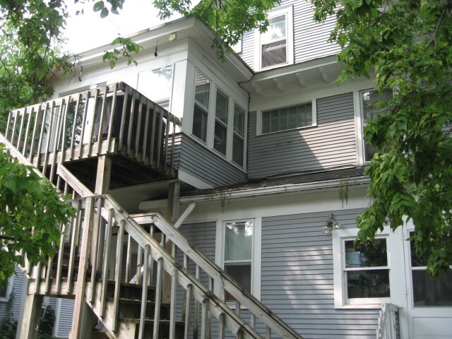 Building Photo - 3215 Hennepin Ave