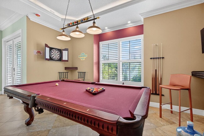 Building Photo - 8551 SE Driftwood St