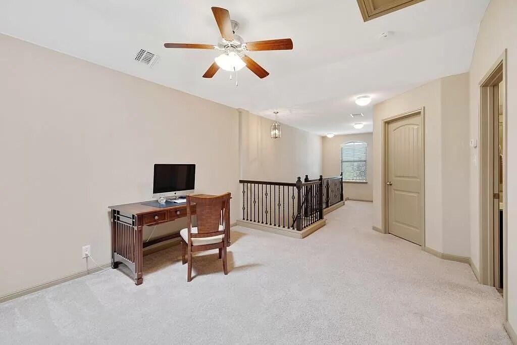 Building Photo - 1022 Lost Pines Ln