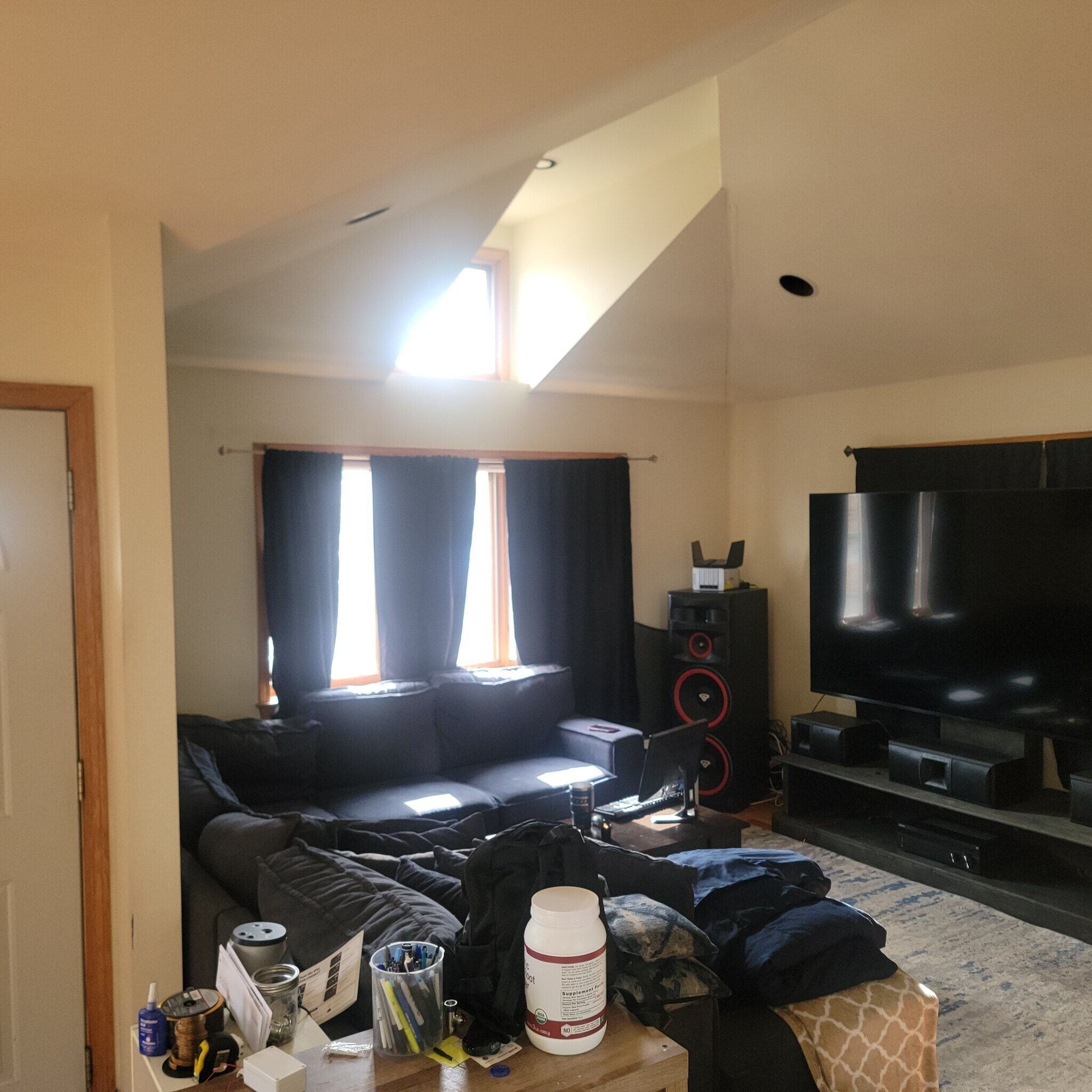 Building Photo - 5727 N Mango Ave