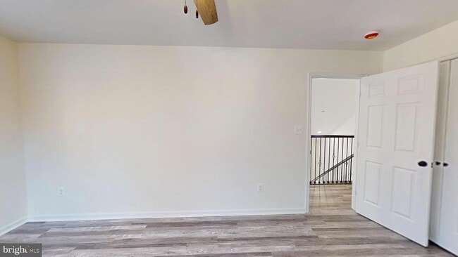 Building Photo - 40750 King Dr