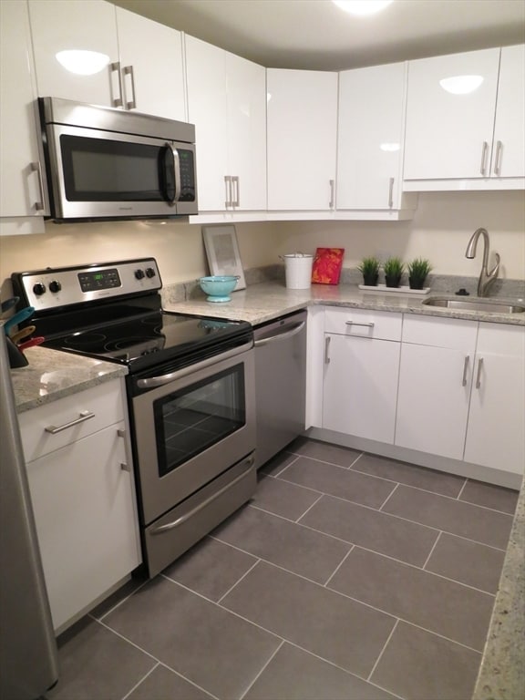 Building Photo - 631 Tremont St