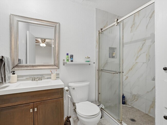 Building Photo - 22815 Carter Moir Ln