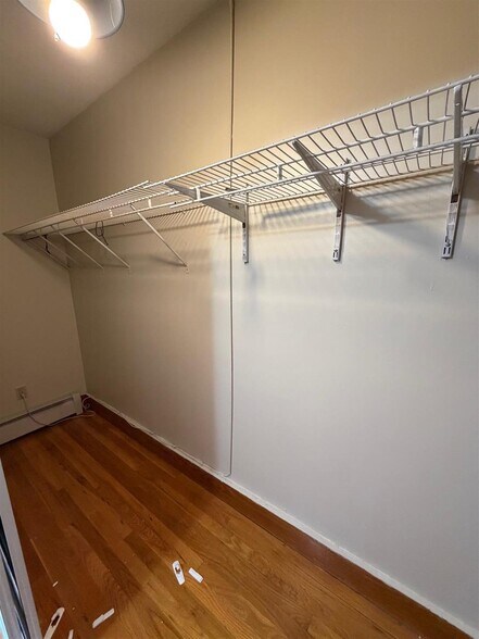 Building Photo - 33 Lafayette St