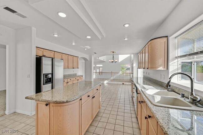 Building Photo - 8845 Zurich Ct