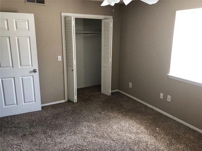 Building Photo - 11319 N May Ave