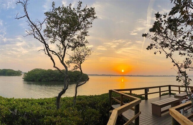 Building Photo - 1709 Pelican Cove Rd