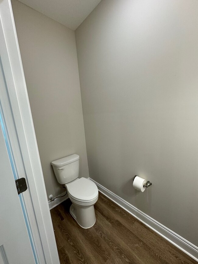 Building Photo - 207 Mosaic Dr