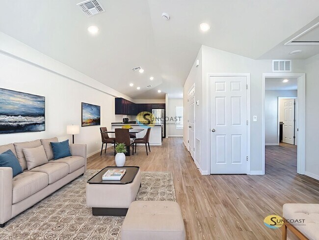 Building Photo - 2014 Dorion St