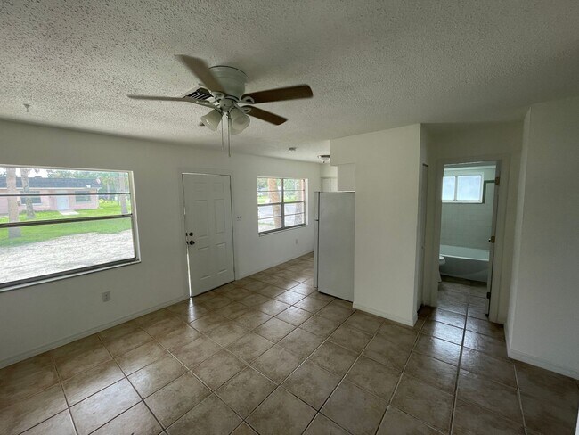 Building Photo - 5309 Avery Rd