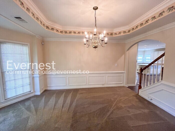 Building Photo - 1095 Downyshire Dr