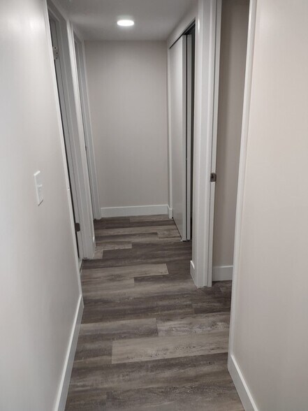 Building Photo - 3056 S 200 E