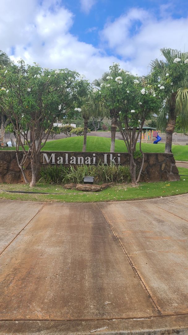 Building Photo - Malanai Iki Townhomes 2/1/2 with double la...