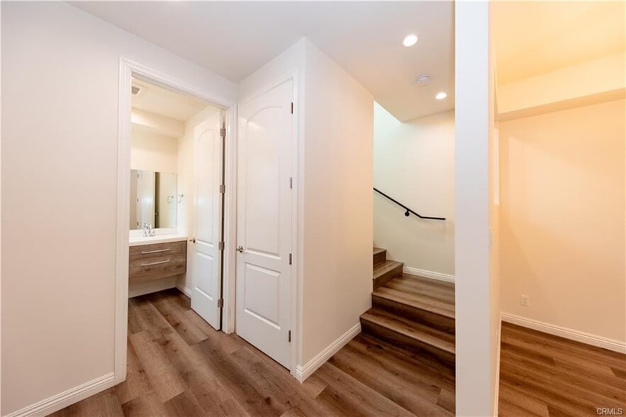 Building Photo - 22849 Macfarlane Dr