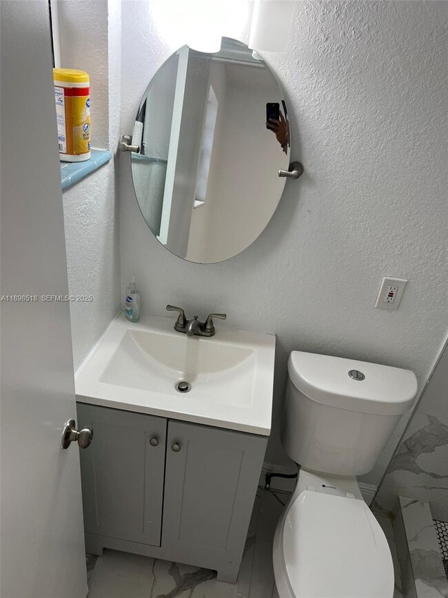 Building Photo - 4421 NW 33rd St