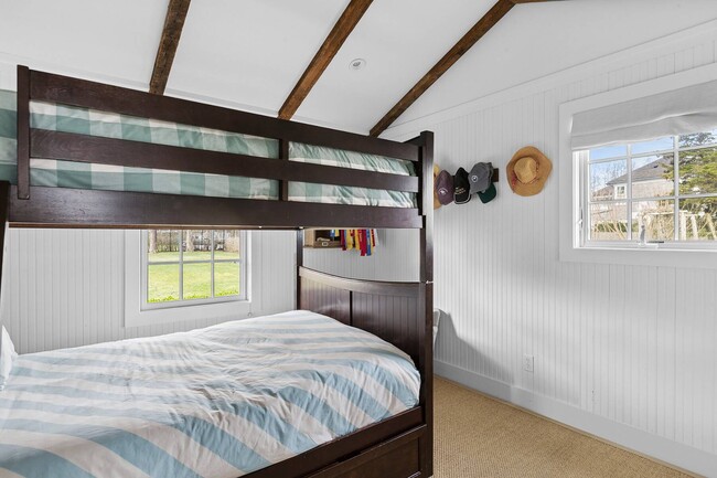 Building Photo - 22 Driftwood Ln