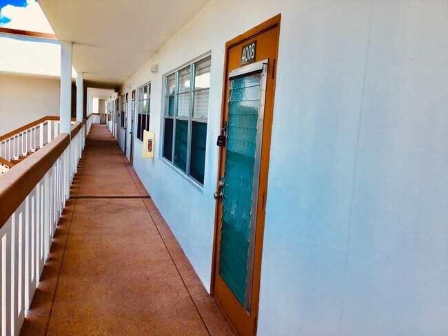 Building Photo - 4008 Cornwall A