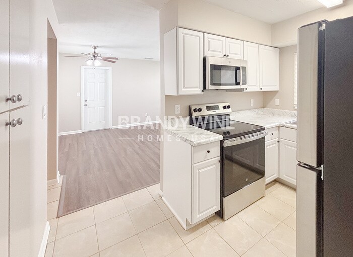 Building Photo - 318 Terrace Dr