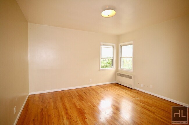 Building Photo - 219 STREET