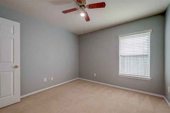 Building Photo - 2102 Cory Crossing Ln