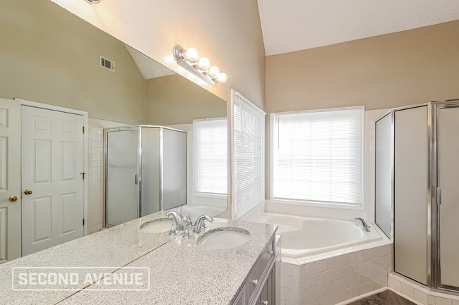 Building Photo - 269 Yorkshire Pl