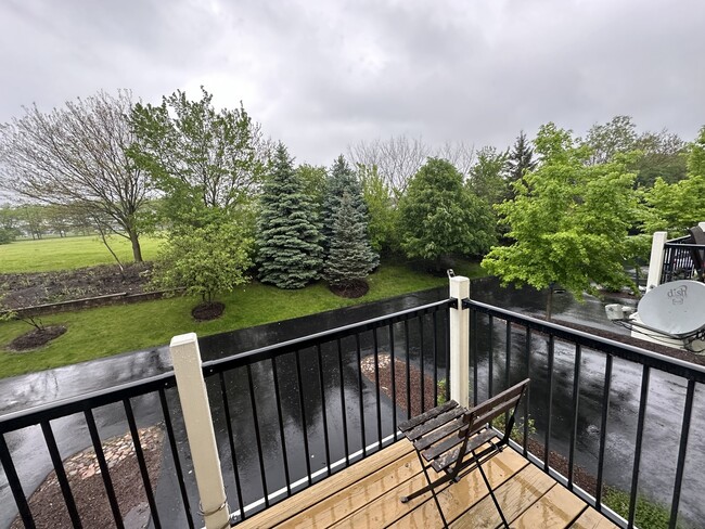 Building Photo - 482 Grosvenor Ln