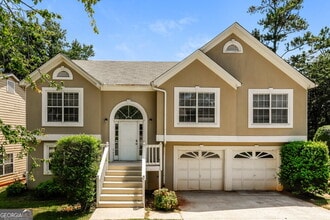 Building Photo - 1075 Omaha Dr
