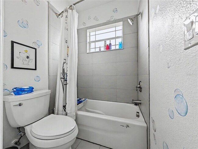 Building Photo - 5309 Napa Dr