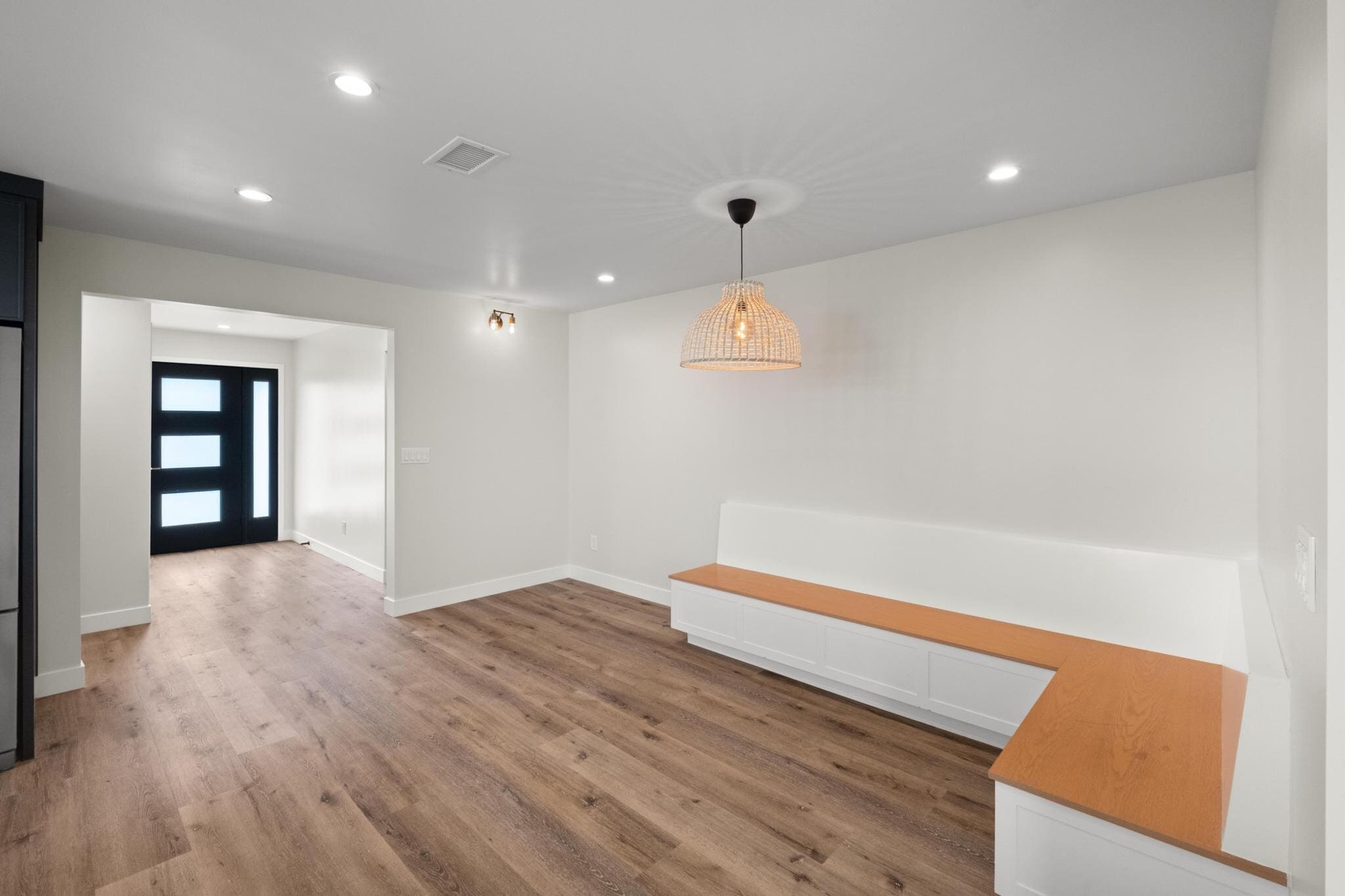 Building Photo - 2726 Andreo Ave