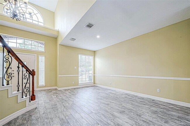 Building Photo - 318 N Cypress Estates Cir