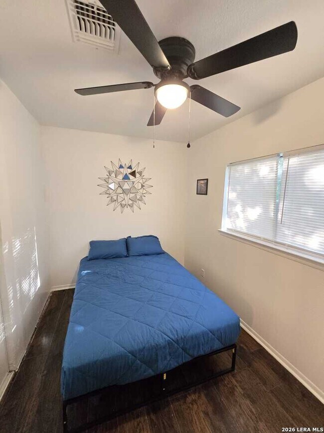 Building Photo - 4111 Sunrise Terrace Dr