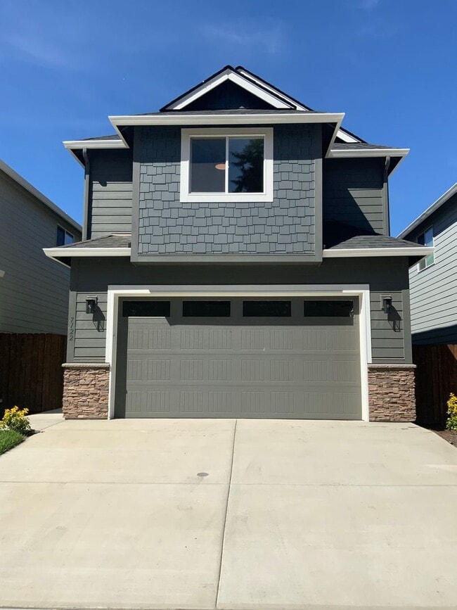 Building Photo - Immaculate 3B/2.5Ba Home in Ridgefield! Available NOW!