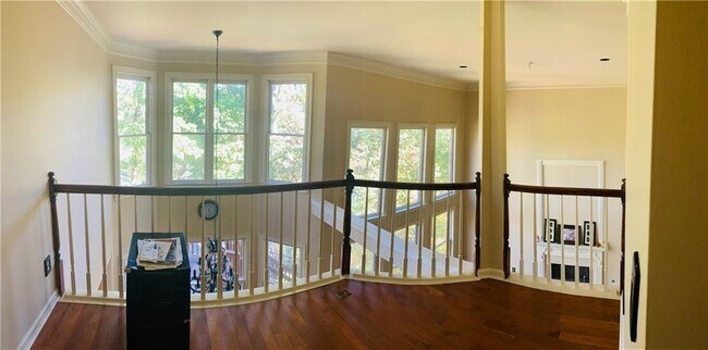 Building Photo - 720 Creek Wind Ct