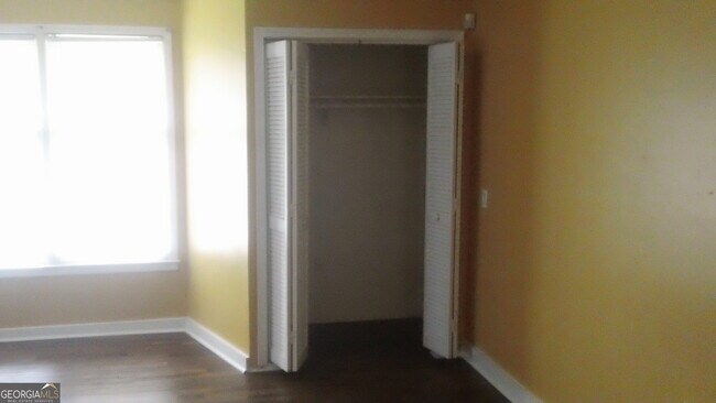 Building Photo - 6451 Edenfield Dr